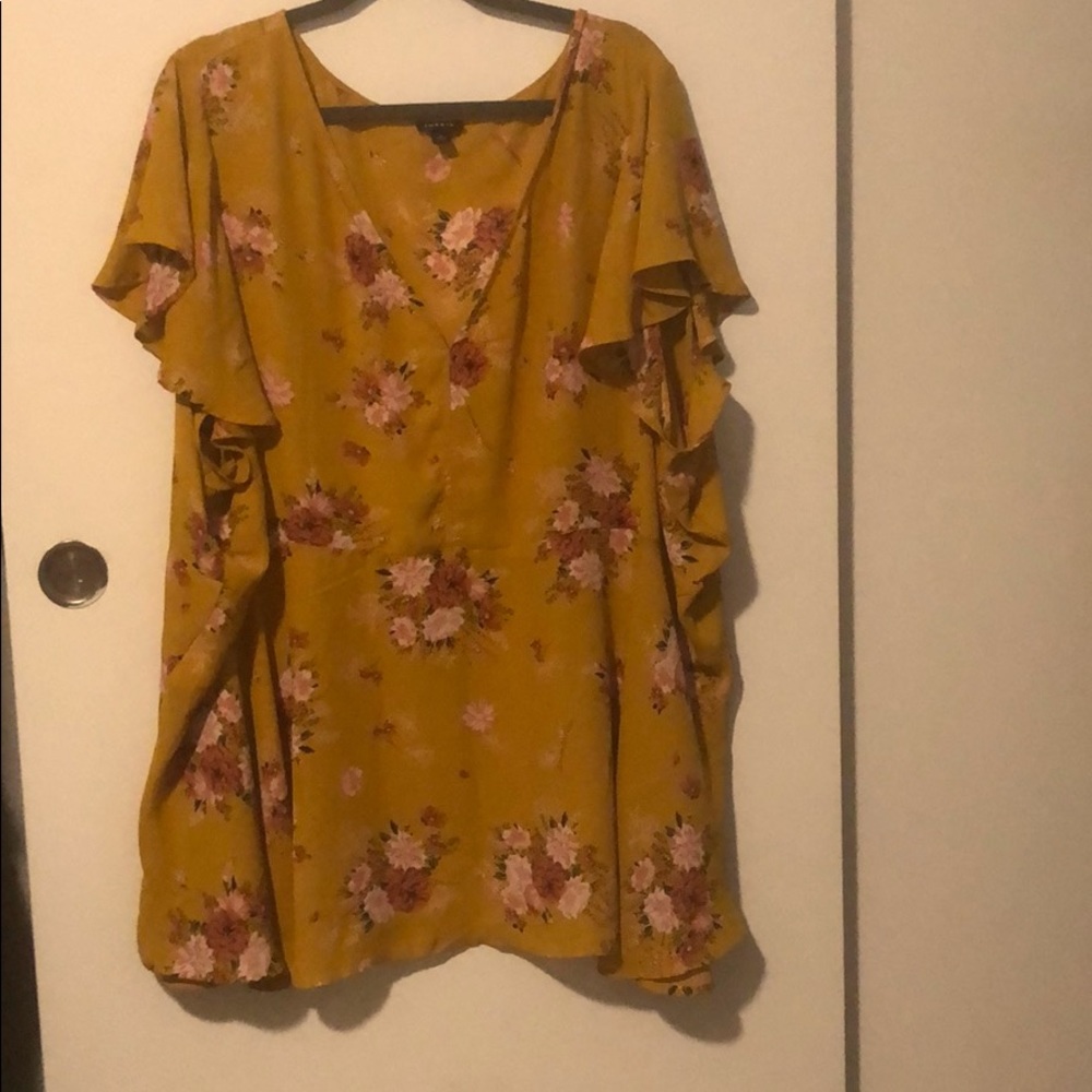 Floral print blouse